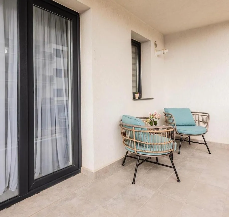 Mara Hils Apartment Bucharest